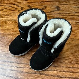 Native Kids Winter Boots